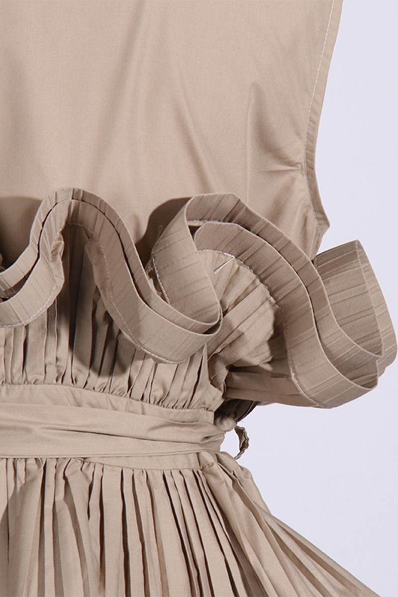 Beautifully Finished Blouse in a Timeless Design