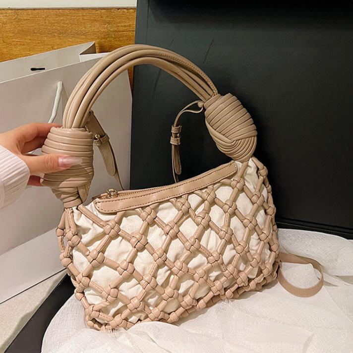Sophisticated Bag with a Clean Classic Look