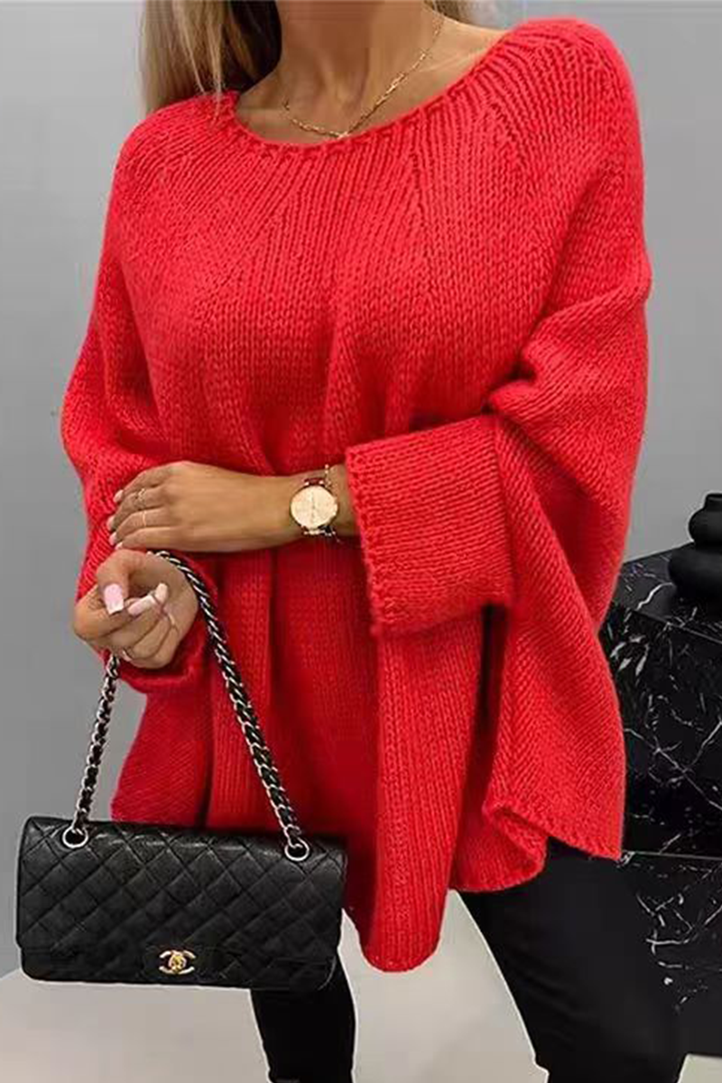 Well Tailored Sweater with a Graceful Silhouette