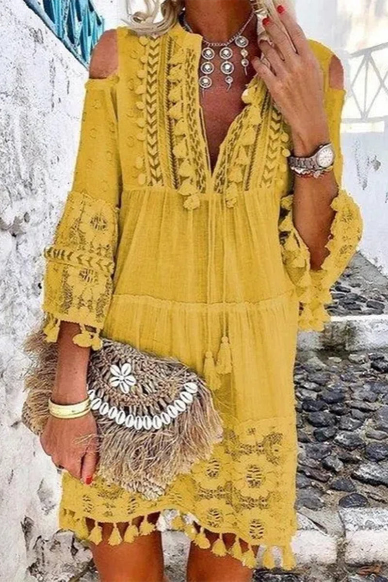 Beautifully Finished Dress in a Timeless Design