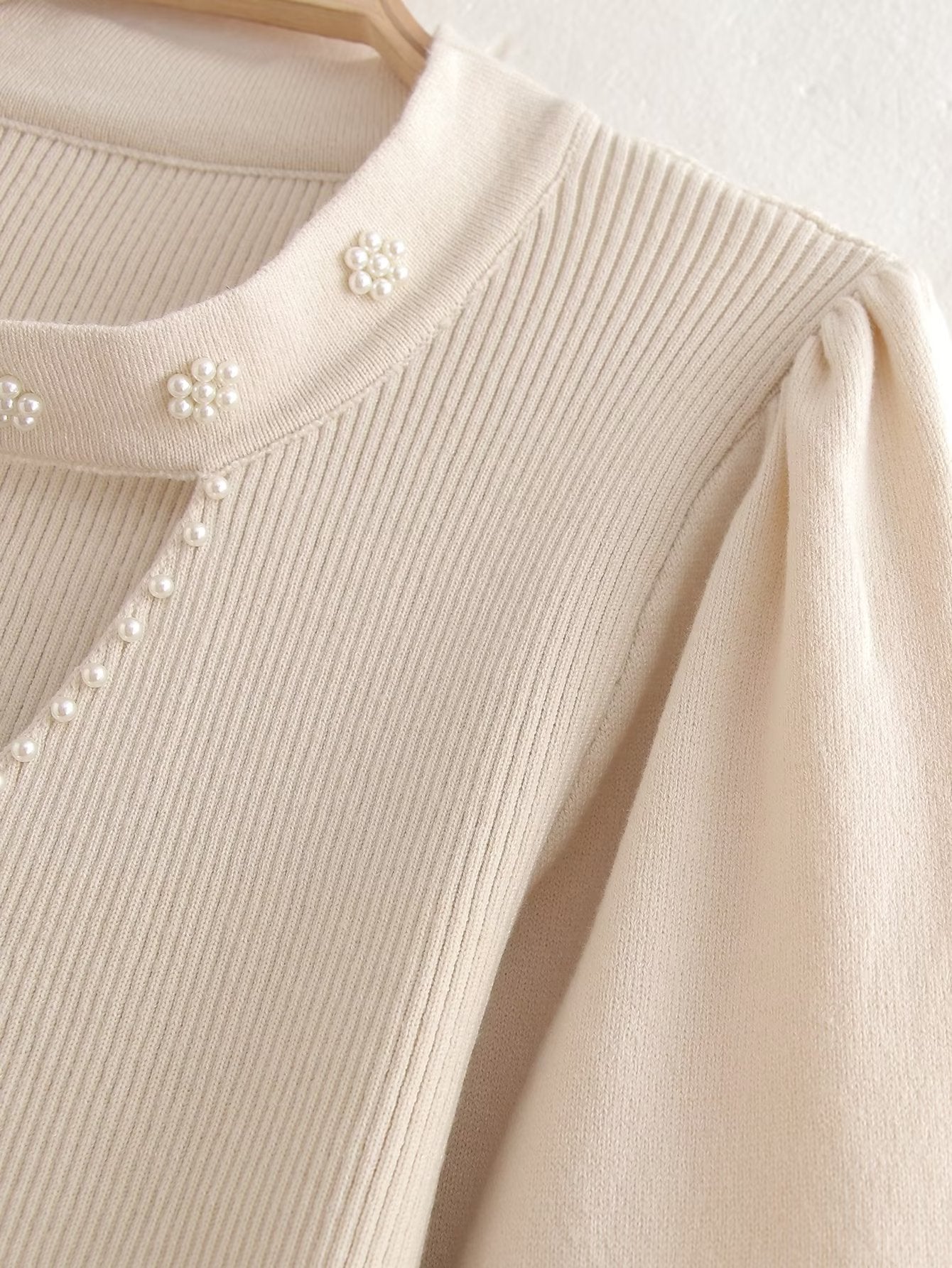 Beautifully Crafted Sweater in a Classic Style