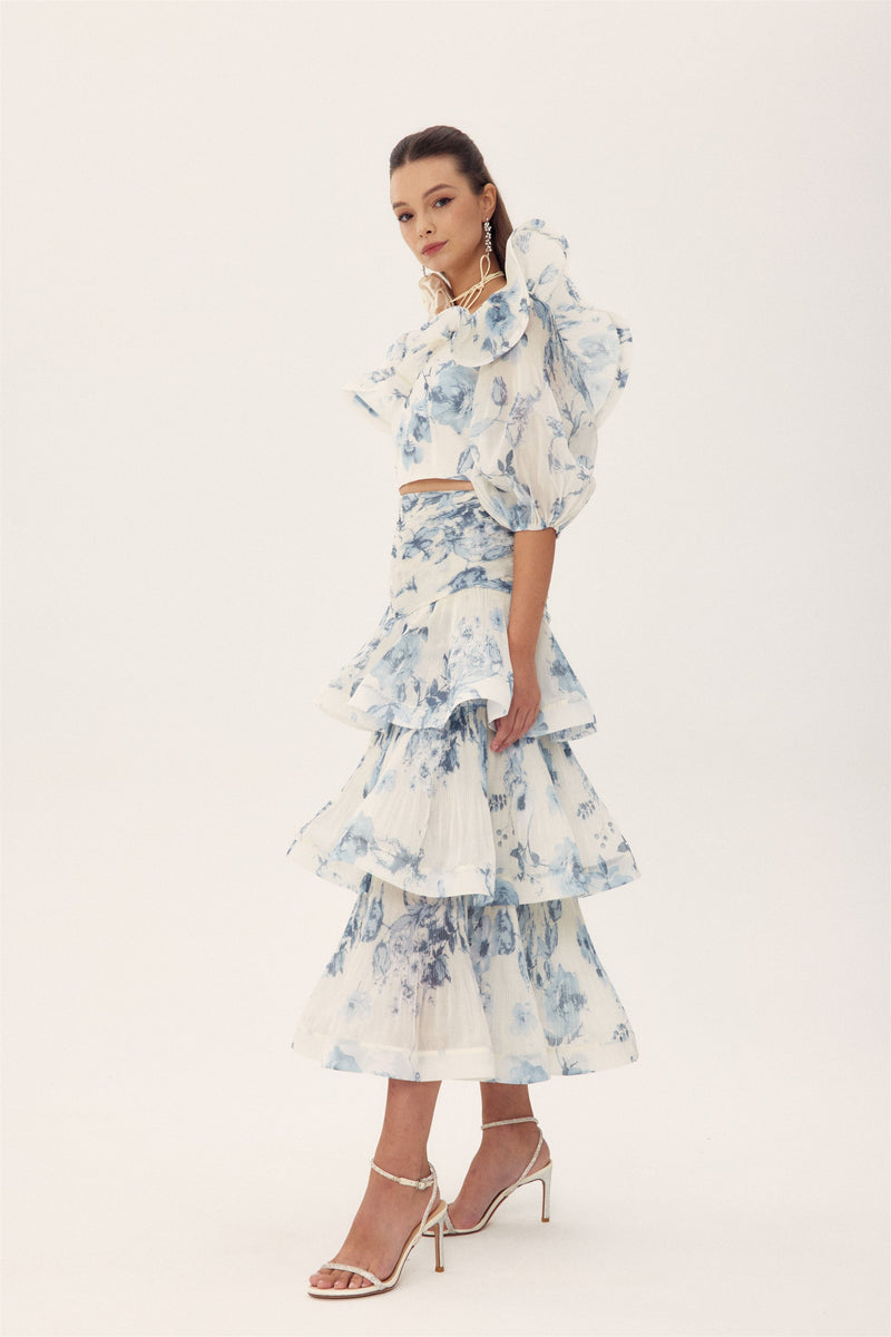 Beautifully Finished Garment in a Timeless Design