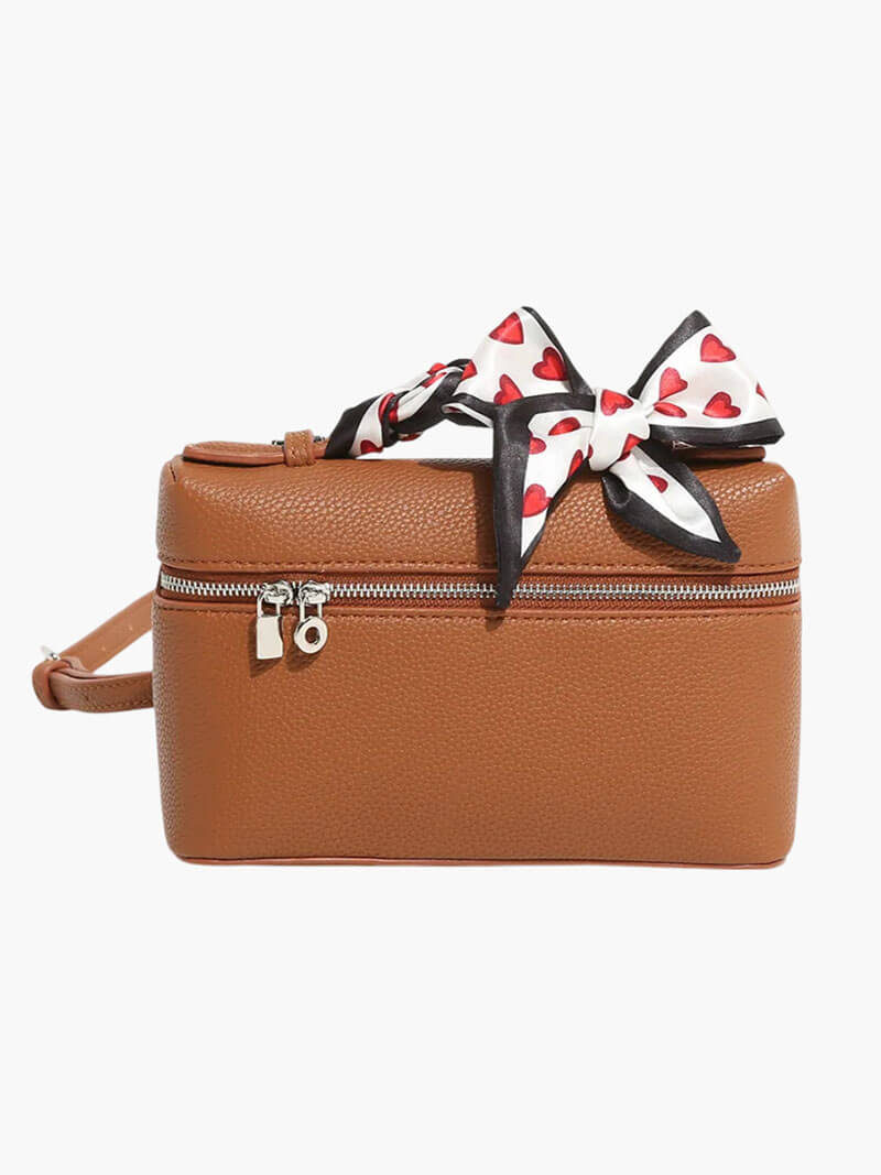 Sophisticated Bag with a Clean Classic Look