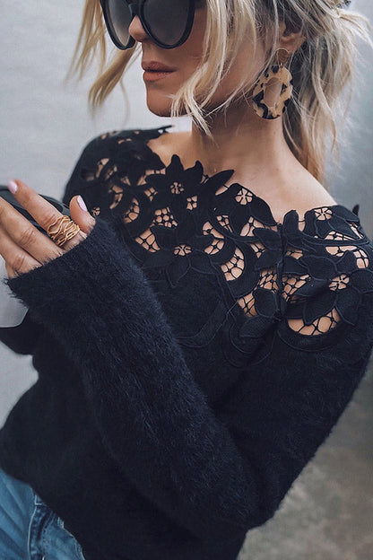 Well Tailored Sweater with a Graceful Silhouette