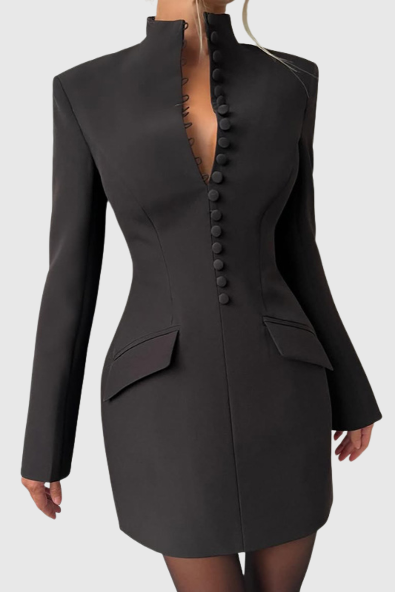 Effortlessly Elegant Dress with a Timeless Design