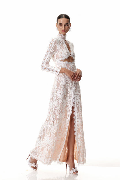 Beautifully Crafted Dress in a Classic Style
