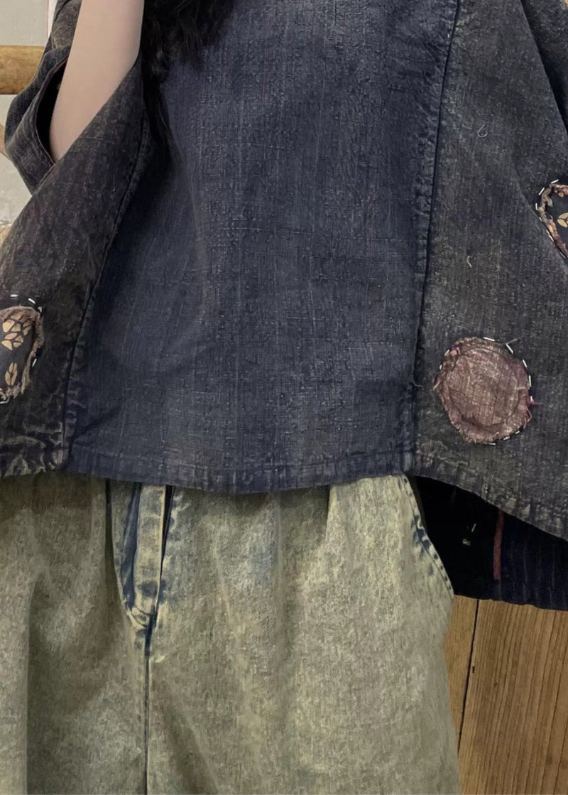 Classic Vintage Shirt with a Flattering Fit