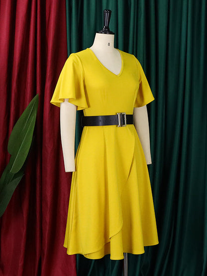Sophisticated Dress with a Clean Classic Look