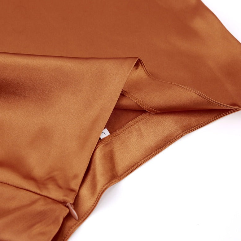 Well Tailored Garment with a Graceful Silhouette