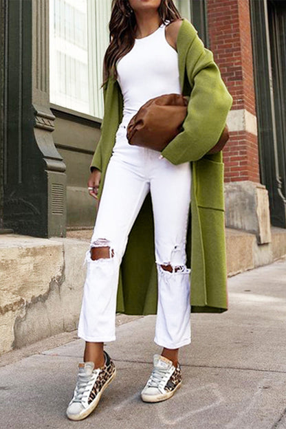 Sophisticated Garment with a Clean Classic Look