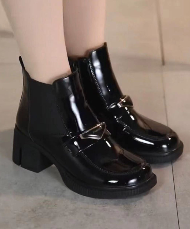 Beautifully Finished Boots in a Timeless Design