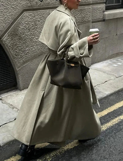Gracefully Styled Coat for Any Occasion
