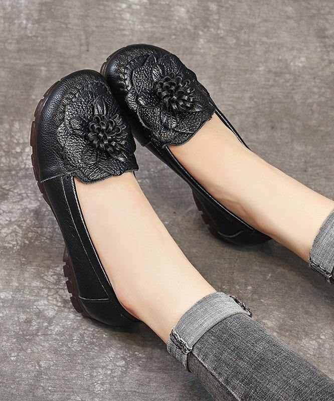 A Vintage Style Shoes with Delicate Timeless Details