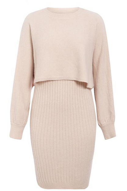 Gracefully Styled Garment for Any Occasion