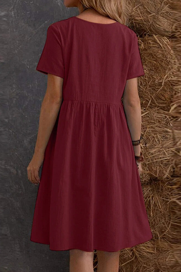 Classic Vintage Dress with a Flattering Fit