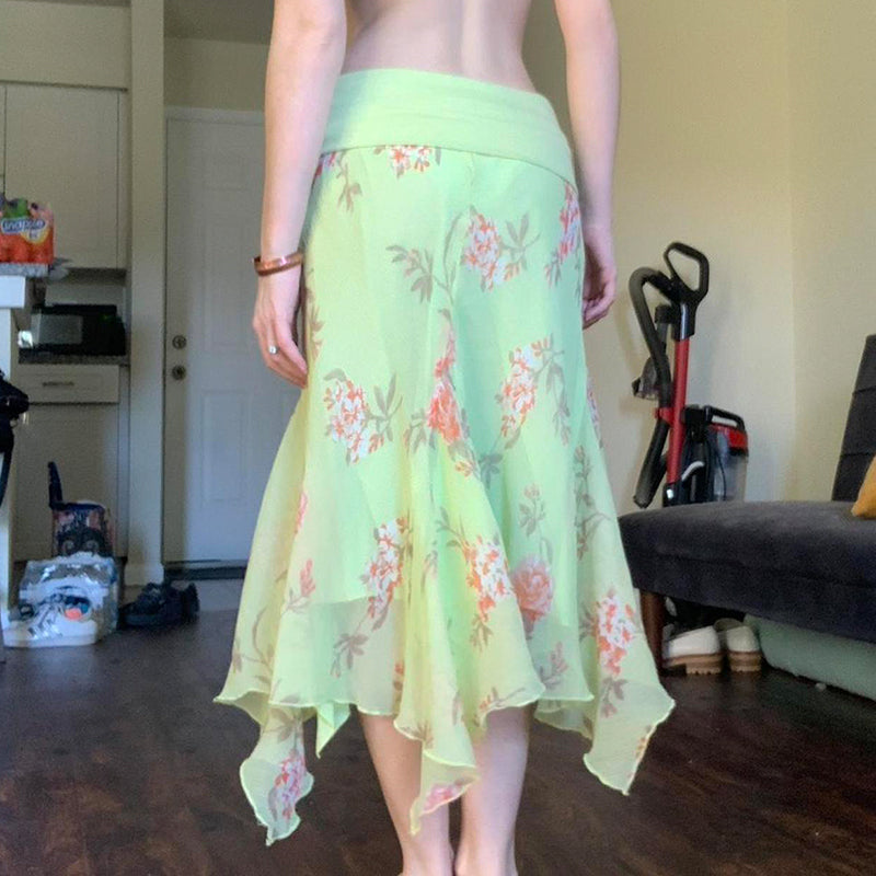 Well Tailored Garment with a Graceful Silhouette