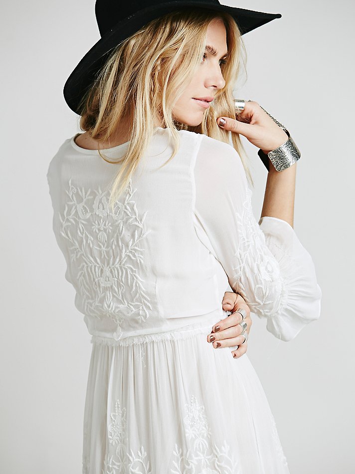 Classic Vintage & Enduringly Stylish Dress