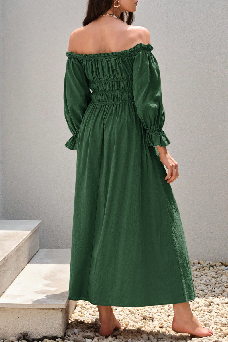 Well Tailored Dress with a Graceful Silhouette