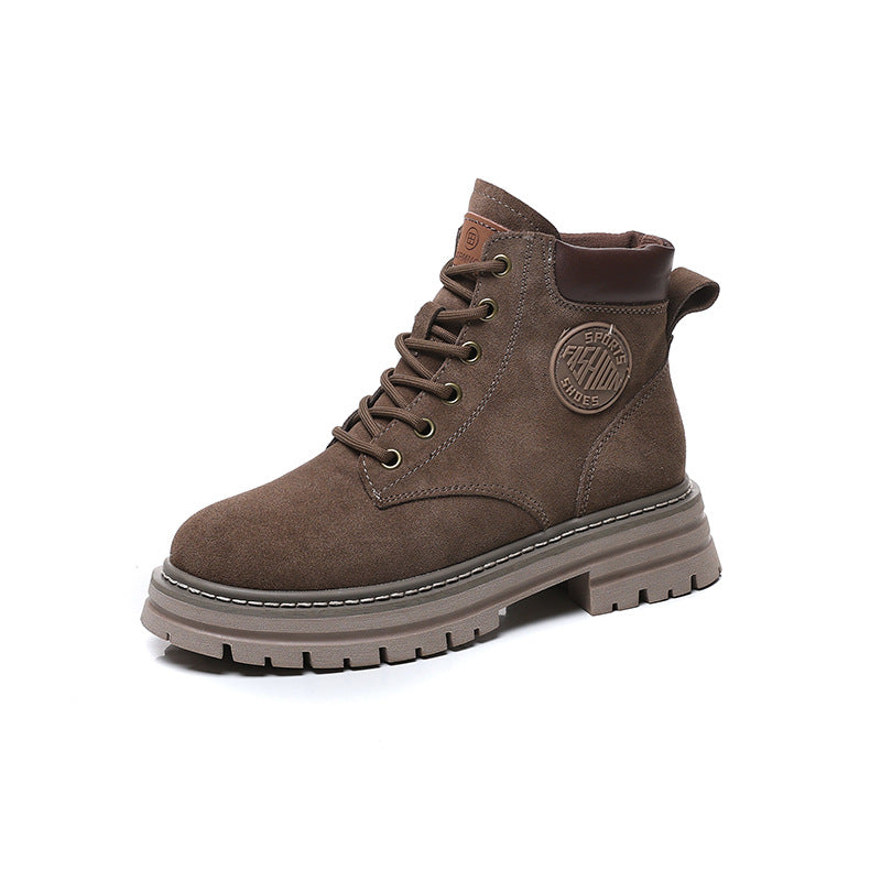 Beautifully Finished Boots in a Timeless Design
