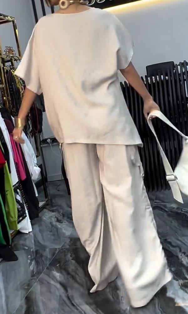 Classic Vintage Pants with a Flattering Fit
