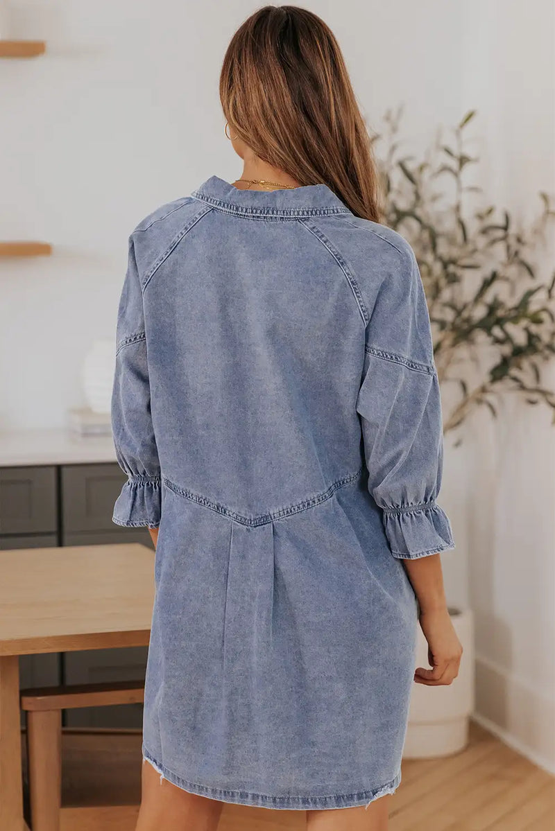 Beautifully Finished Dress in a Timeless Design