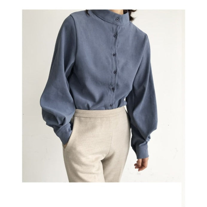 Effortlessly Elegant Blouse with a Timeless Design