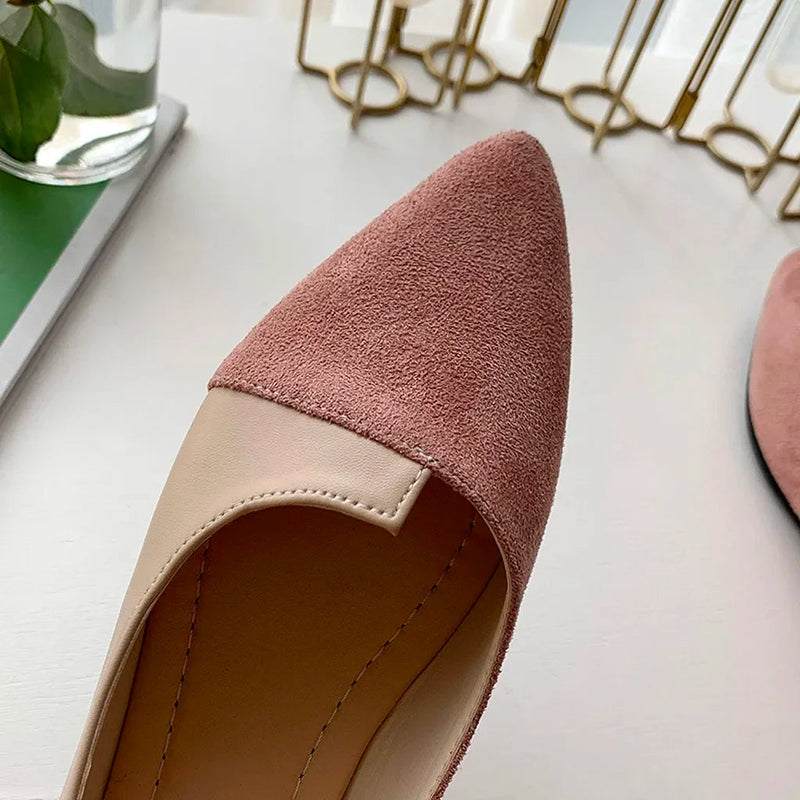 Effortlessly Elegant Shoes with a Timeless Design