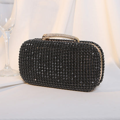 Beautifully Finished Bag in a Timeless Design