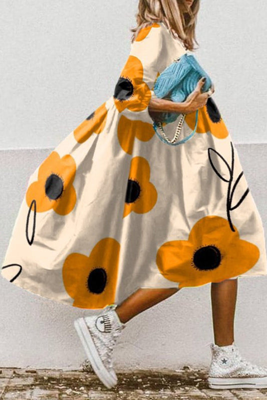 Beautifully Finished Dress in a Timeless Design