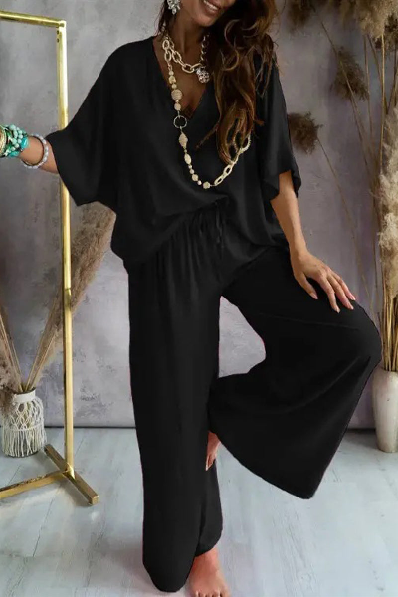 Effortlessly Elegant Garment with a Timeless Design