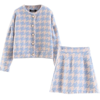Well Tailored Garment with a Graceful Silhouette