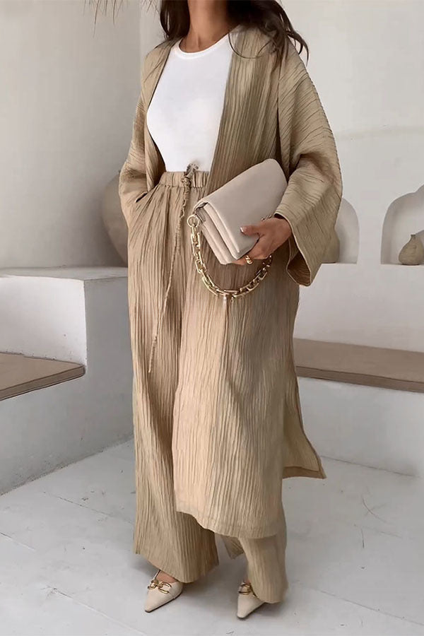 Well Tailored Pants with a Graceful Silhouette