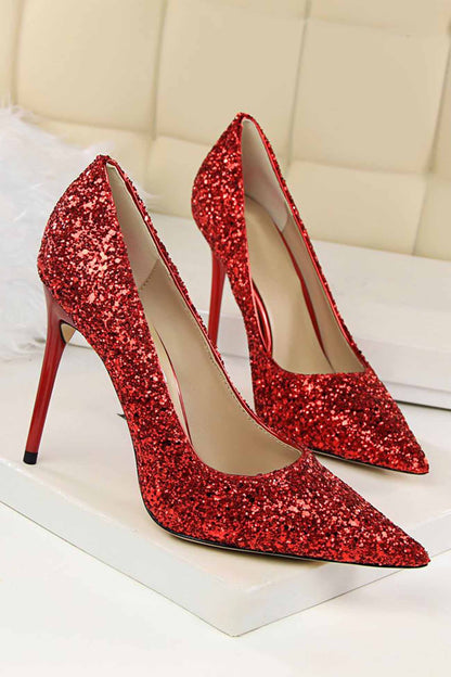 Classic Vintage Heels with a Flattering Fit