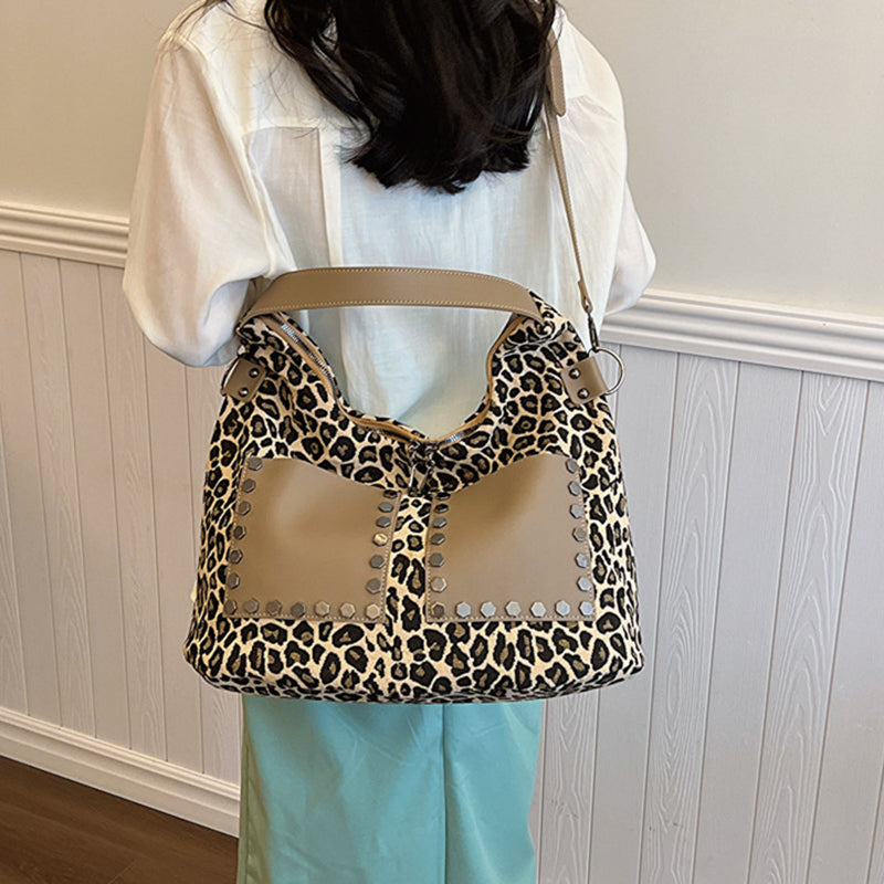 Beautifully Crafted Bag in a Classic Style