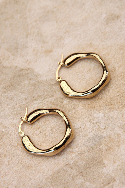 Beautifully Crafted Garment in a Classic Style