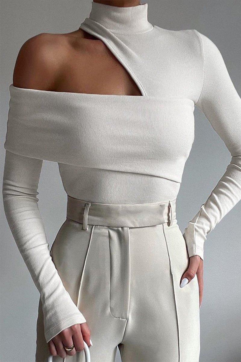 A Vintage Style Top with Delicate Timeless Details