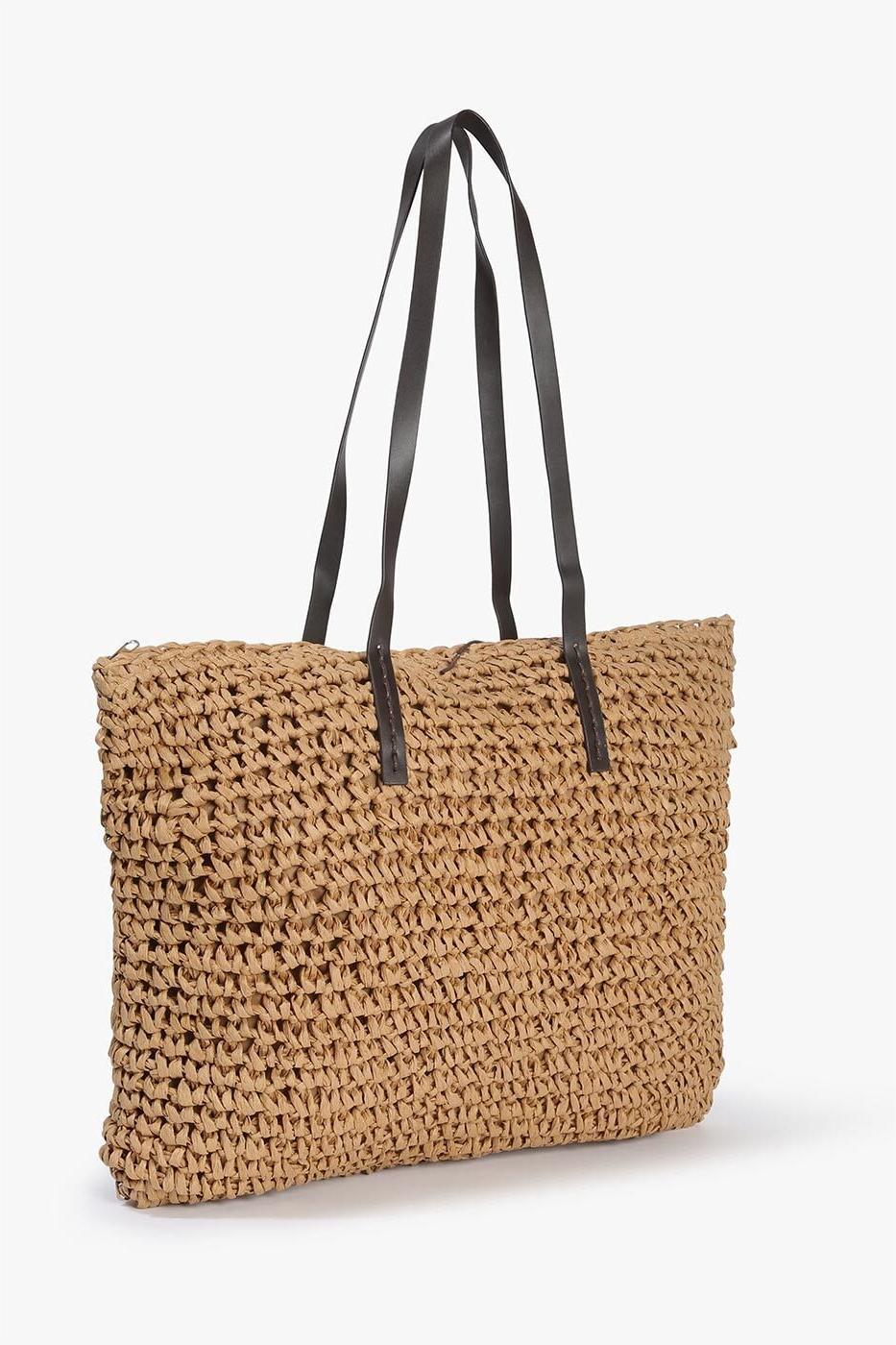 Polished Bag with an Effortless Classic Look