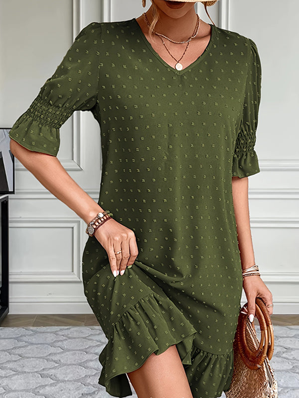 Gracefully Styled Dress for Any Occasion