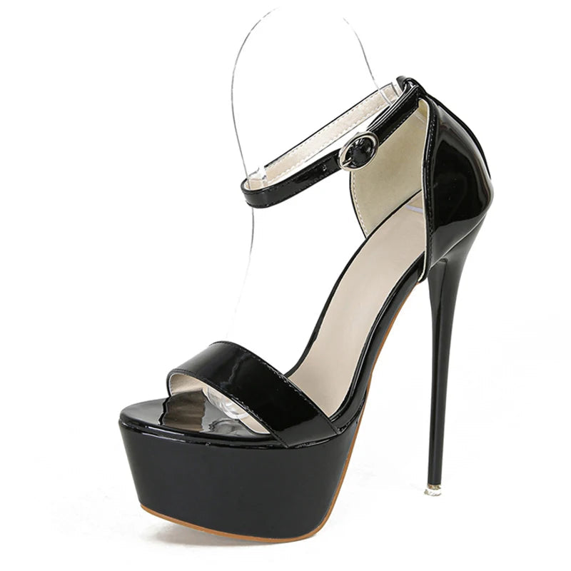 Elegantly Styled Sandals for Everyday Wear