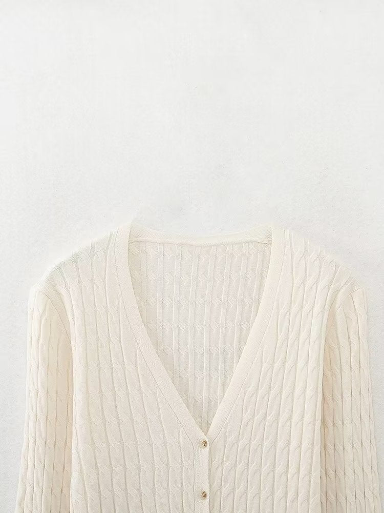 Classic Vintage & Enduringly Stylish Coat