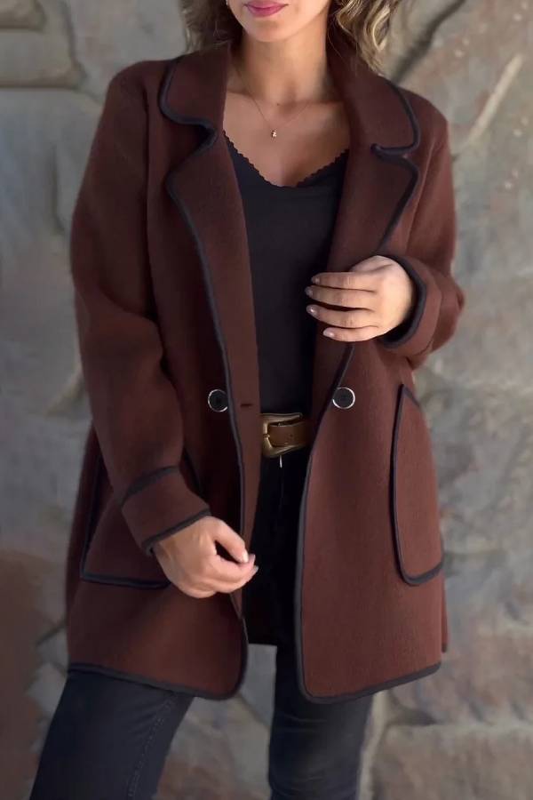 Polished Jacket with an Effortless Classic Look
