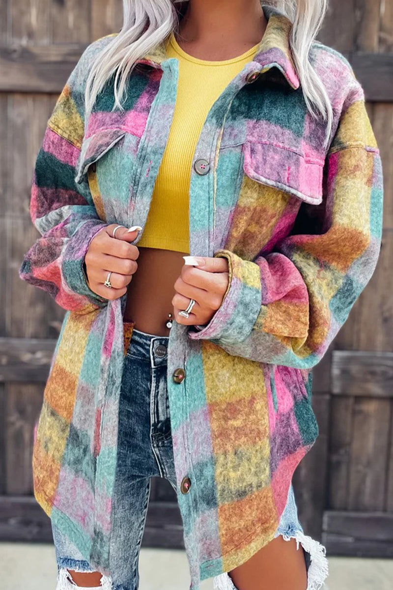 Classic Vintage Blouse with a Flattering Fit