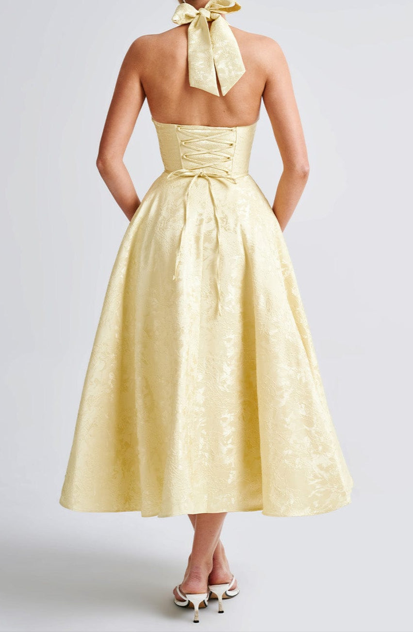 Sophisticated Dress with a Clean Classic Look