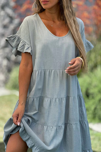 Effortlessly Elegant Dress with a Timeless Design