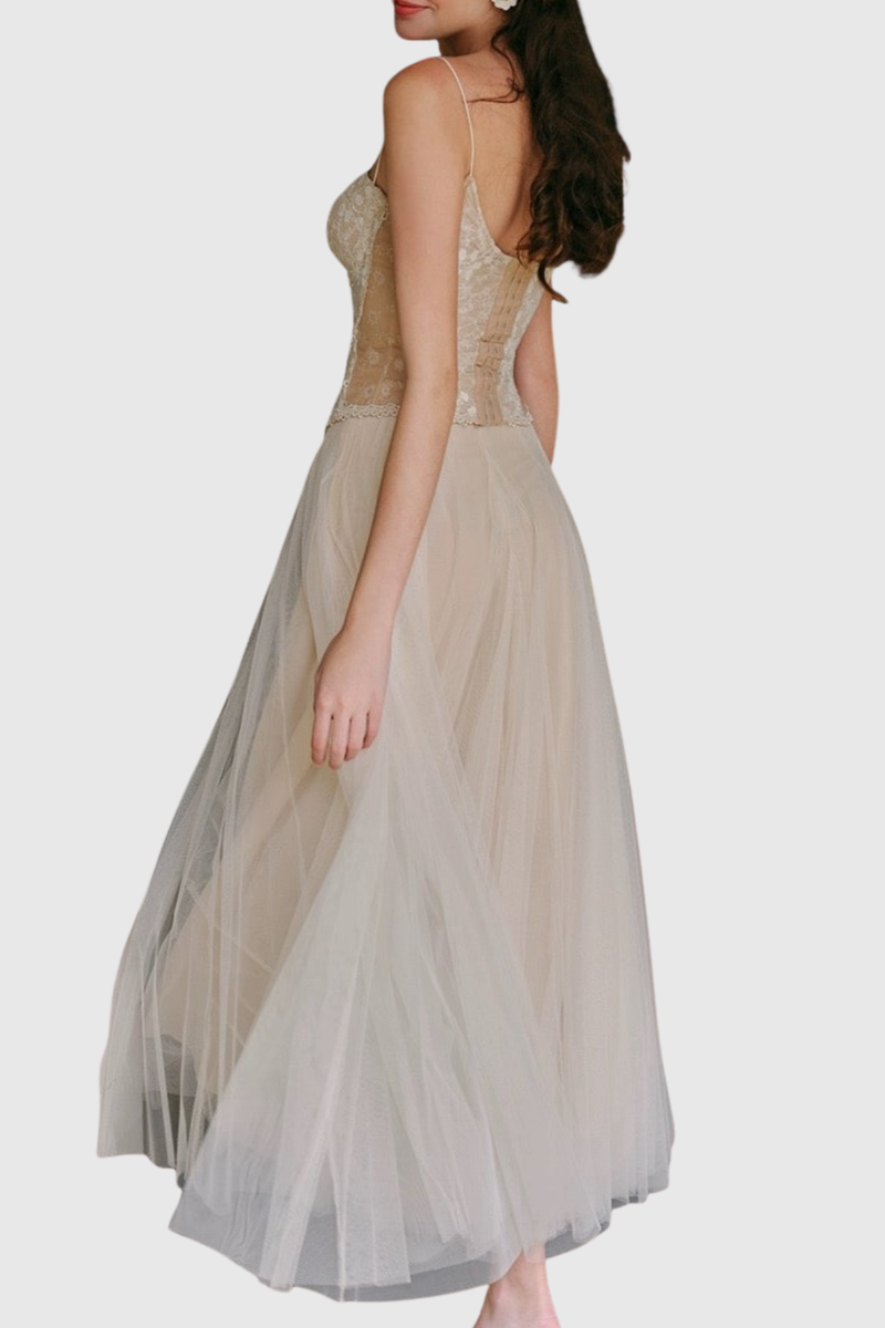 Classic Vintage & Enduringly Stylish Garment
