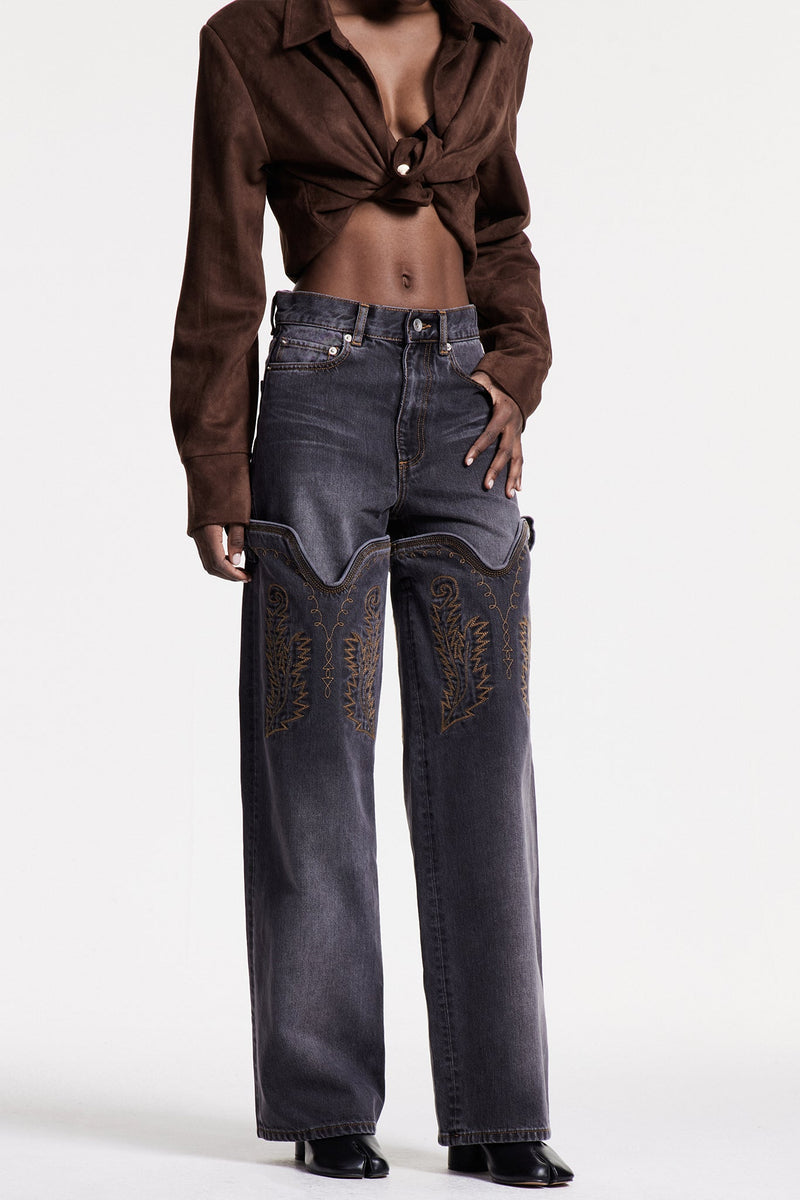 Well Tailored Garment with a Graceful Silhouette