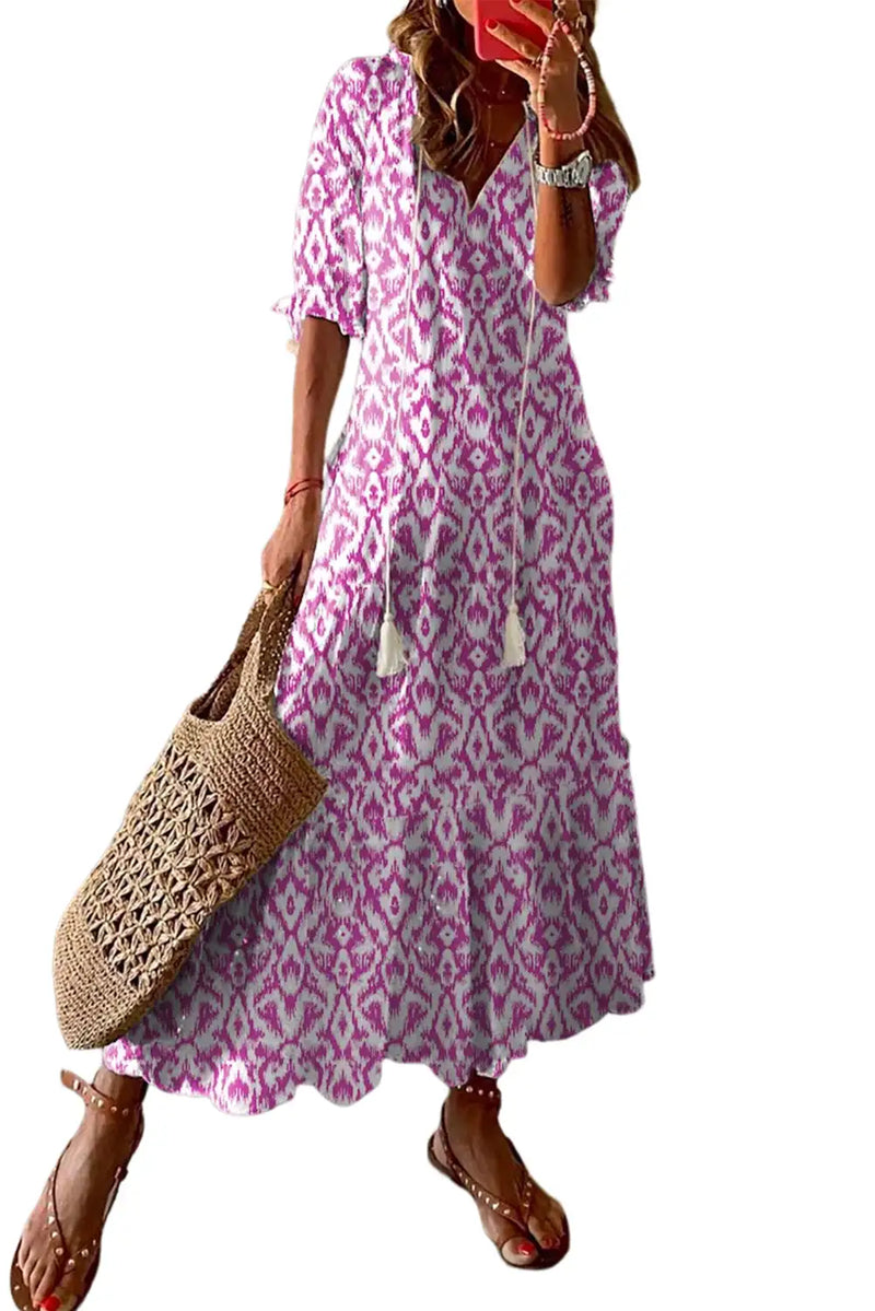 Effortlessly Elegant Dress with a Timeless Design