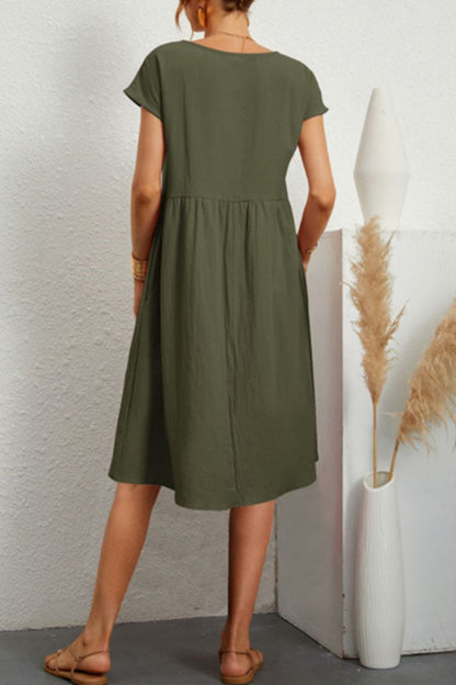 Sophisticated Dress with a Clean Classic Look