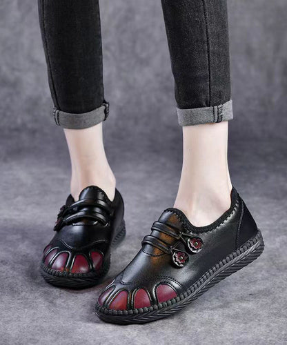 Effortlessly Elegant Shoes with a Timeless Design