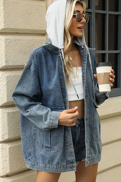 Effortlessly Elegant Jacket with a Timeless Design